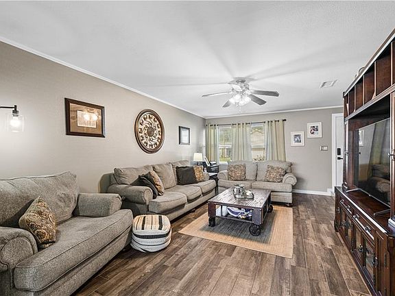 4th image of 1537 Ridgecrest Dr