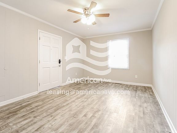 39021_004_wm_-_living_room_13332316.jpg