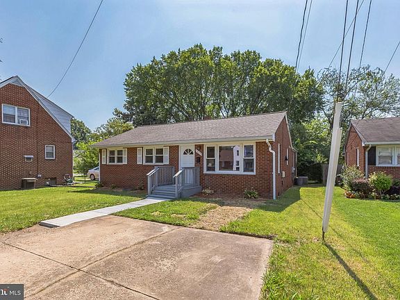 3rd image of 2403 Lafayette Blvd