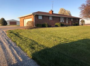 9274 N 1400th Blvd, Mount Carmel, IL 62863