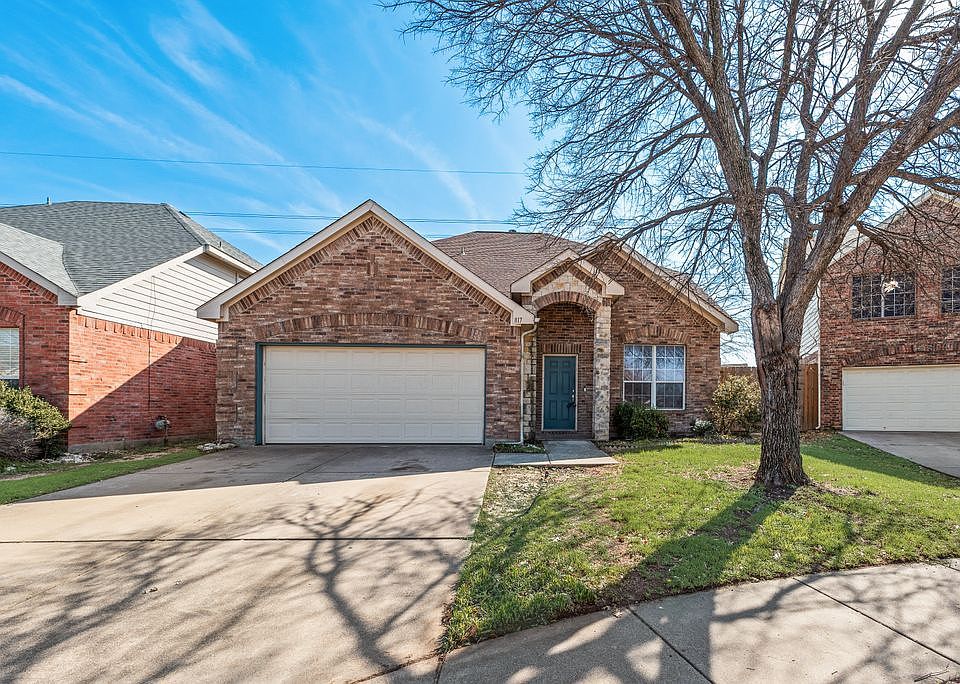 1st image of 817 Kentucky Derby Ln