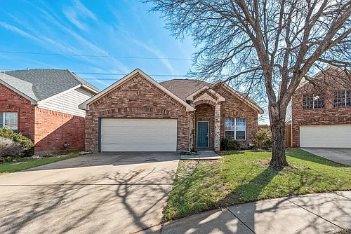 817 Kentucky Derby Ln Photo 1