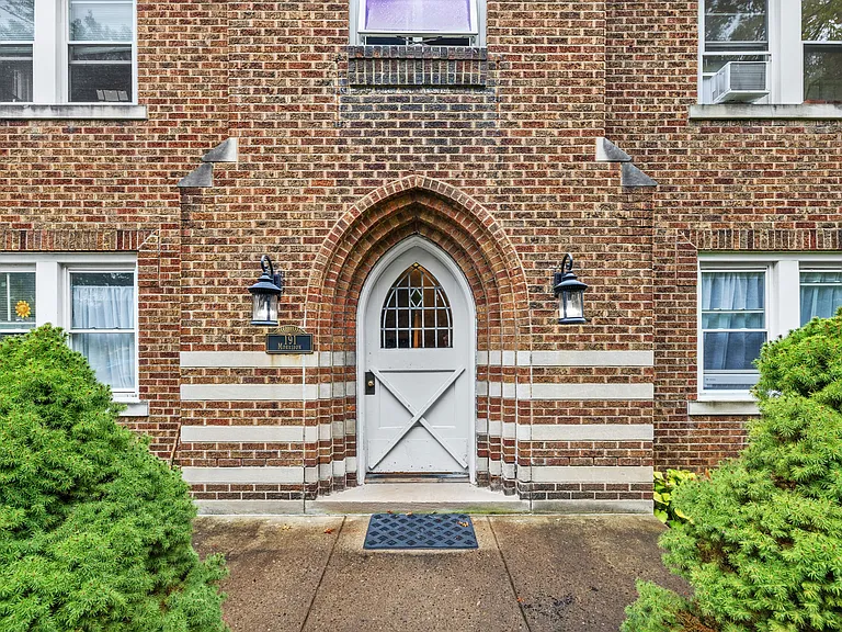 191 Morrison Dr #1 — Photo 16