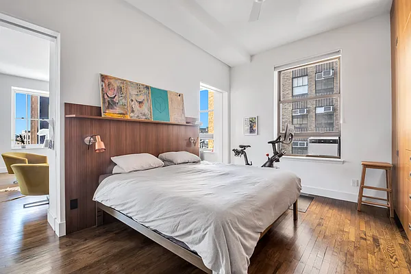 Sold by Compass | media 23