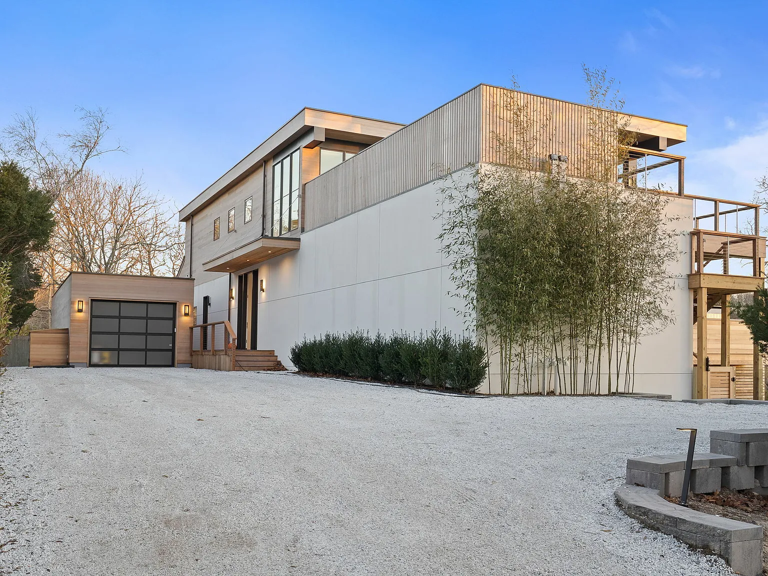 Modern Waterfront New Construction With Stunning Sunsets — Photo 4