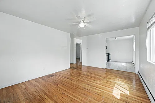 Floor plan 1210