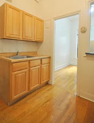 Rented by Nest Seekers International | media 18