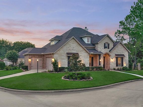Large corner lot