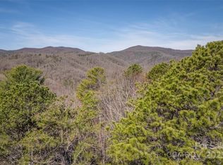 3 Heavenly Hill Dr, Brevard, NC 28712