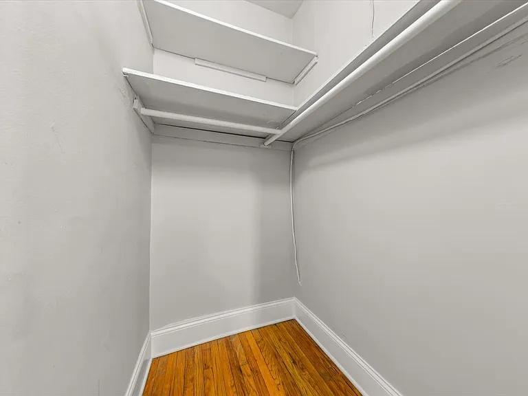 551 Hinman Ave #G — Photo 16