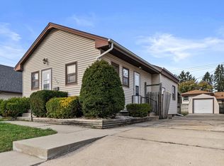 4406 16th St, Racine, WI 53405