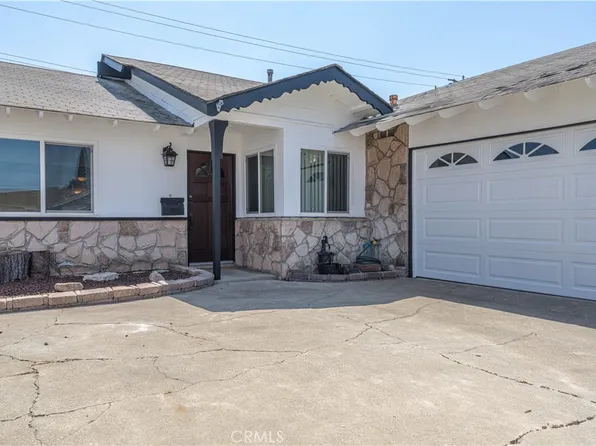 15912 Standish Ln, Huntington Beach, CA 92647