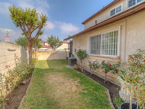 2nd image of 4634 Larry Ave