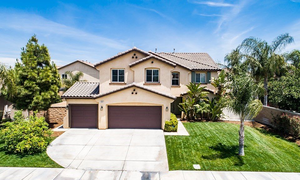 1st image of 6892 Gertrudis Ct