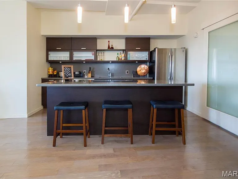 915 Olive St #1408 — Photo 6