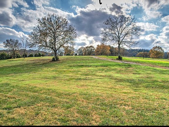3rd image of 0 Plunkett Creek Rd Lot 1