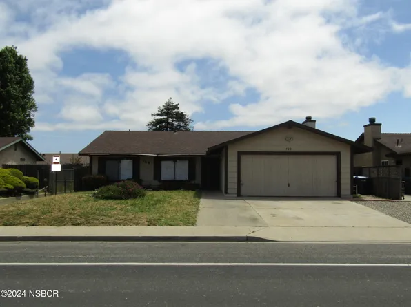 704 N 7th St, Lompoc, CA 93436
