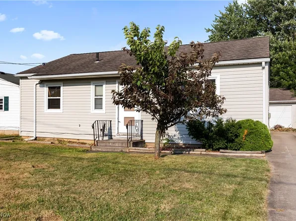 371 Brandtson Ave, Elyria, OH 44035