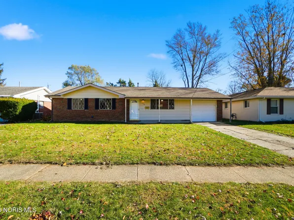 1109 Brookside Dr, Findlay, OH 45840