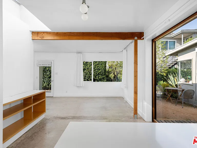 1819 Euclid St #B — Photo 6