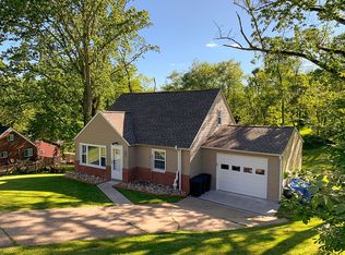 2140 Mitchell Dr, North Huntingdon, PA 15642