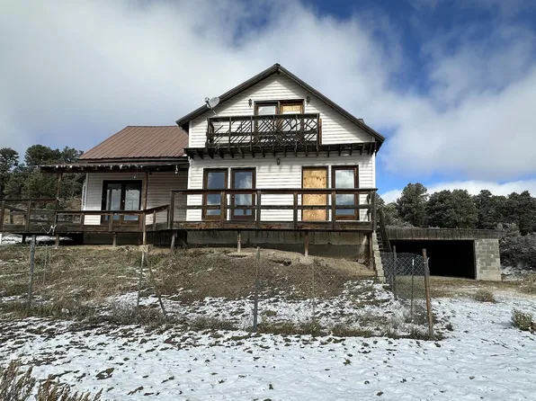 599 Albers Valley Rd, Regina, NM 87046