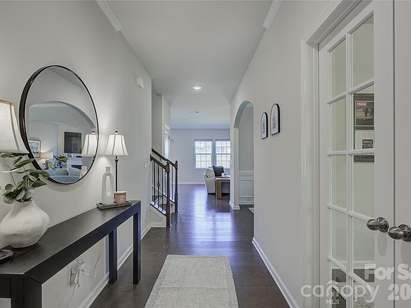 4th image of 17812 New Mark Ave