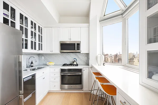 Sold by Compass | media 4