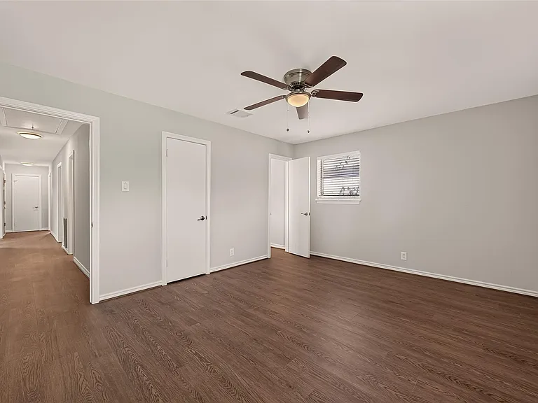 6727 Grovewood Ln — Photo 27
