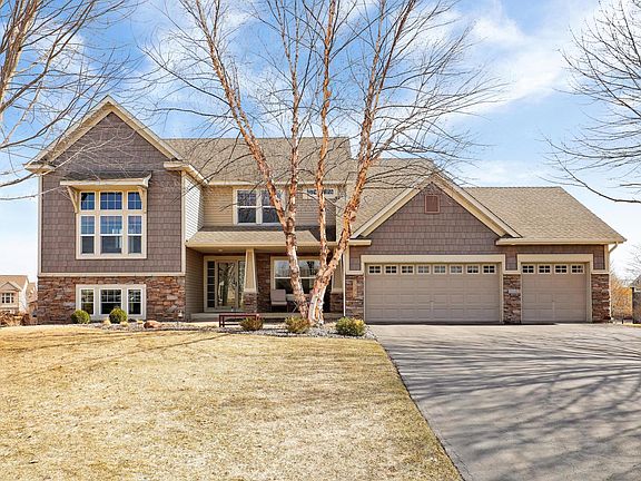 3rd image of 13472 Clearwater Cir