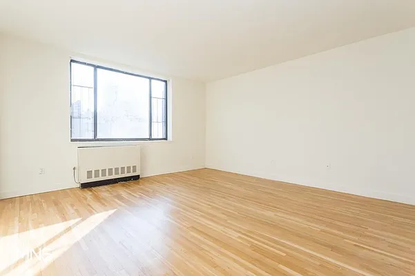 Rented by MNS Marketing | media 5