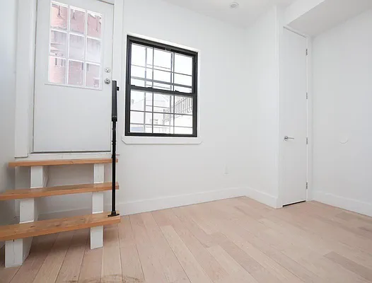 Rented by Brooklyn Group | media 24