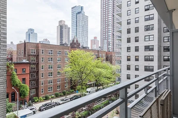 Rented by UES Management | media 37