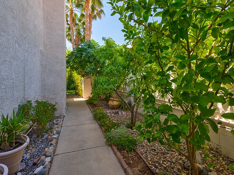 5843 Thor Dr — Photo 44