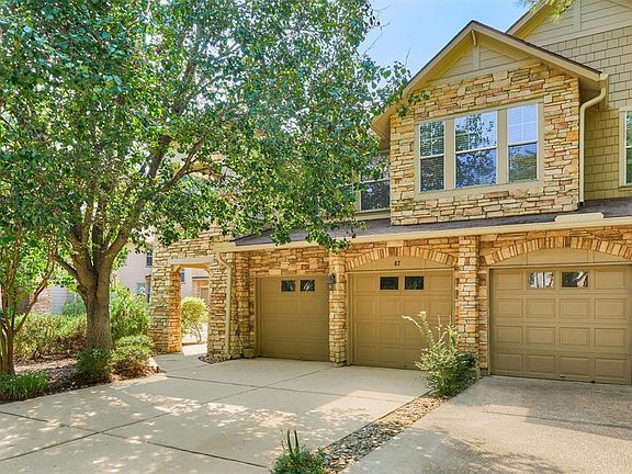 4th image of 87 Woodlily Place