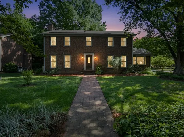 3300 Cascade Dr, Greensboro, NC 27410