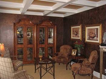 4th image of 845 Thornberry Dr