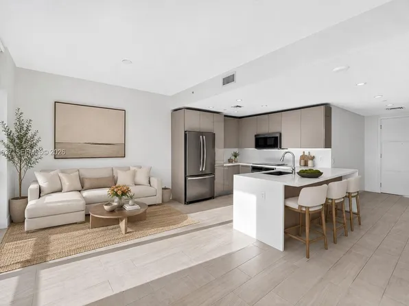 2000 Metropica Way #417, Fort Lauderdale, FL 33323