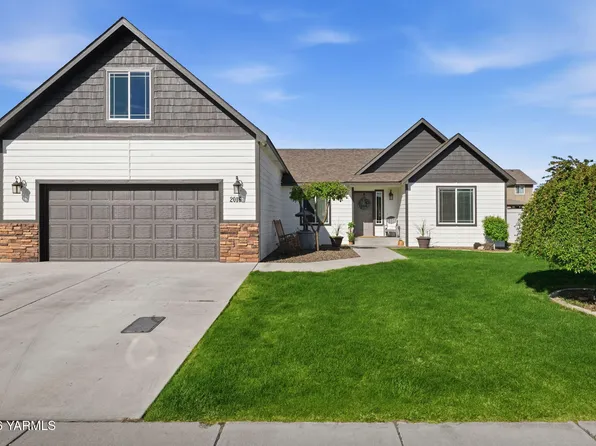 2016 S 57th Ave, Yakima, WA 98903