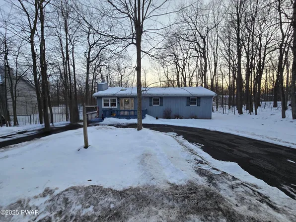 409 Northampton Rd, Tobyhanna, PA 18466