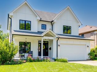 736 Deerpath Dr, Deerfield, IL 60015