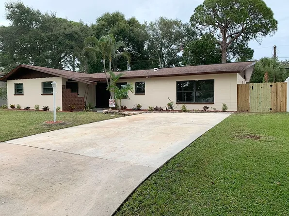7665 90th Way N, Seminole, FL 33777