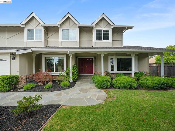 4th image of 222 Arthur Ct
