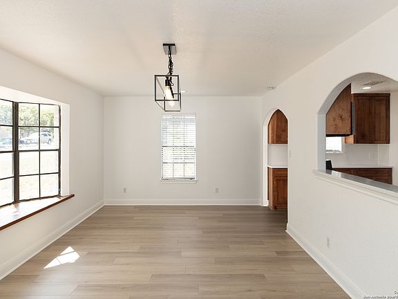 5th image of 438 AVE B