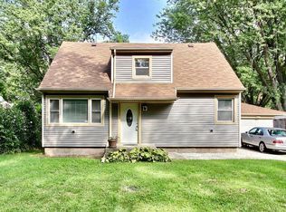 2337 County Line Rd, Portage, IN 46368
