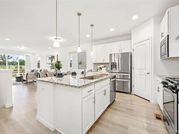 413 Overbrook Lane, Longmont, CO 80504