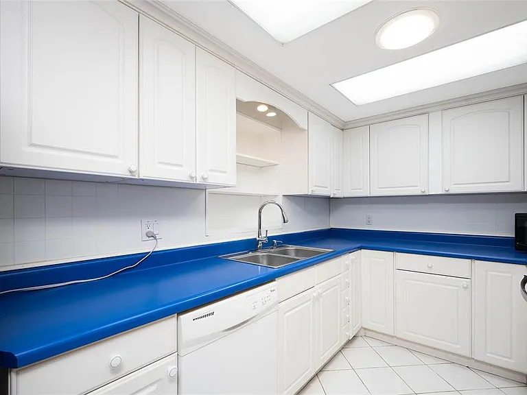232 Pocono Trl E — Photo 14