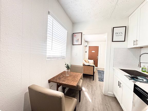 3rd image of 7425 Avenue H