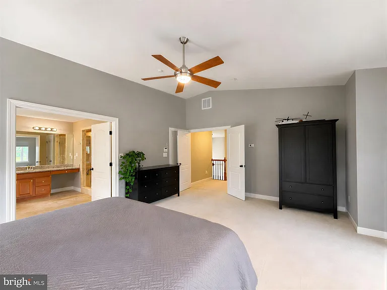 23017 Holloway Ct — Photo 39