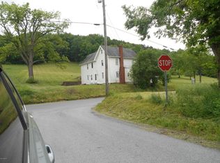 1044 Lusk Run Rd, Mill Hall, PA 17751